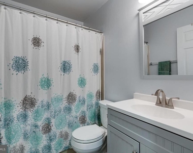 9013 Kerrydale Court - Photo Thumbnail 29