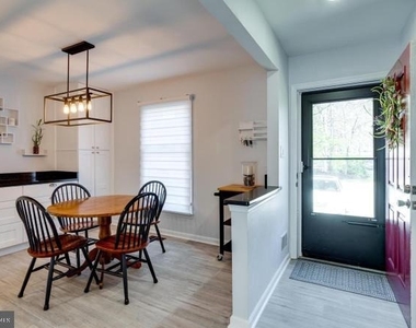 9013 Kerrydale Court - Photo Thumbnail 1
