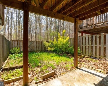 9013 Kerrydale Court - Photo Thumbnail 41
