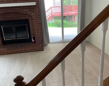 5944 Powells Landing Road - Photo Thumbnail 9