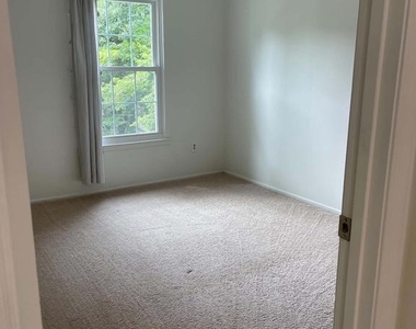 5944 Powells Landing Road - Photo Thumbnail 16