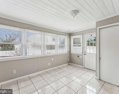 3503 Maple Court - Photo Thumbnail 13