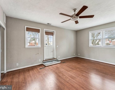3503 Maple Court - Photo Thumbnail 8