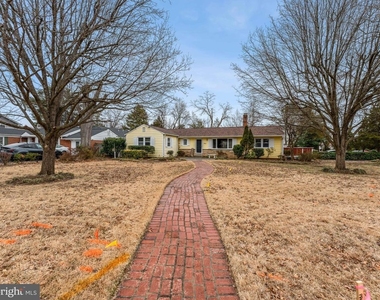 3503 Maple Court - Photo Thumbnail 1