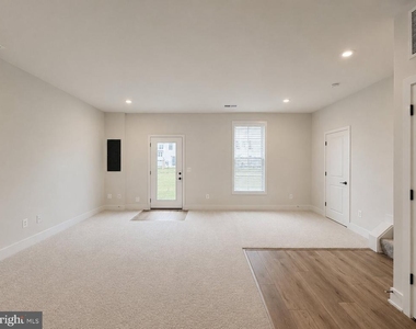 135 Heyford Dr - Photo Thumbnail 55