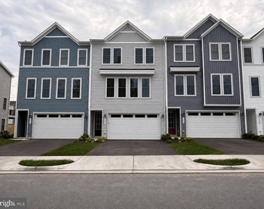 135 Heyford Dr - Photo Thumbnail 21