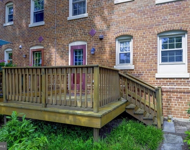1403 E Abingdon Drive - Photo Thumbnail 23