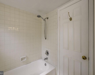 1403 E Abingdon Drive - Photo Thumbnail 20