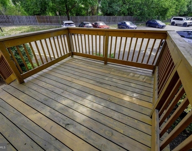1403 E Abingdon Drive - Photo Thumbnail 24