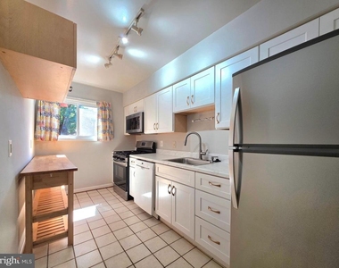 2704 Dartmouth Road - Photo Thumbnail 5