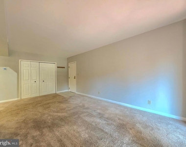 2704 Dartmouth Road - Photo Thumbnail 2