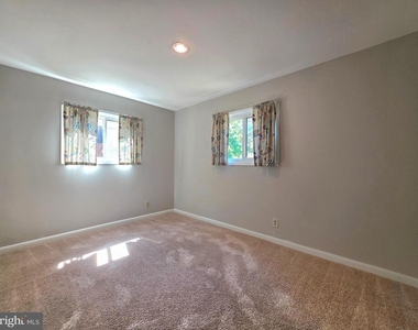 2704 Dartmouth Road - Photo Thumbnail 11