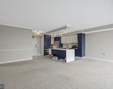 1211 S Eads Street - Photo Thumbnail 11