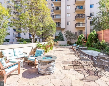 1211 S Eads Street - Photo Thumbnail 37