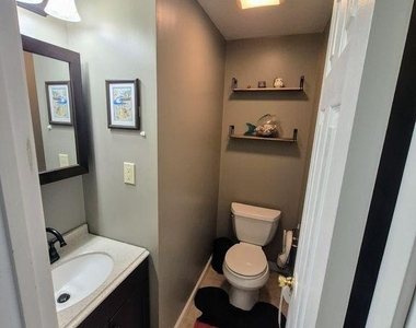 2210 S Lowell Street - Photo Thumbnail 16