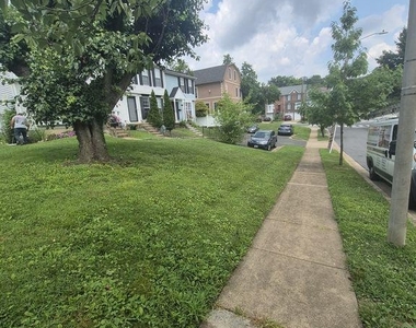 2210 S Lowell Street - Photo Thumbnail 2