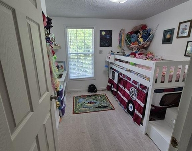 2210 S Lowell Street - Photo Thumbnail 9