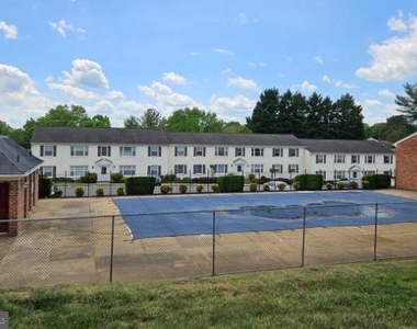 2417 Barracks - Photo Thumbnail 11