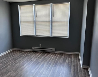 7000 Forrest Avenue - Photo Thumbnail 25