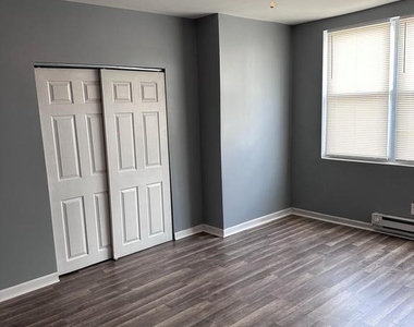 7000 Forrest Avenue - Photo Thumbnail 24