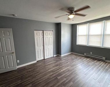7000 Forrest Avenue - Photo Thumbnail 26