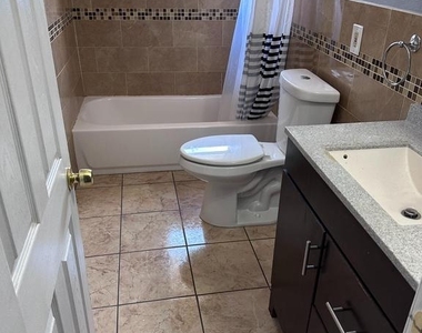 7000 Forrest Avenue - Photo Thumbnail 12
