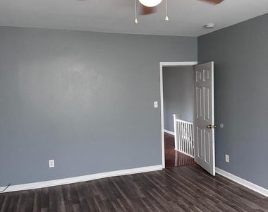 7000 Forrest Avenue - Photo Thumbnail 6