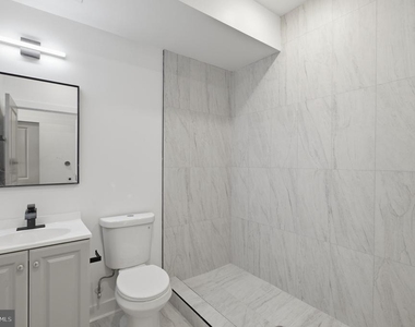 2503 N 12th Street - Photo Thumbnail 5