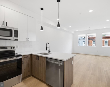 2503 N 12th Street - Photo Thumbnail 1