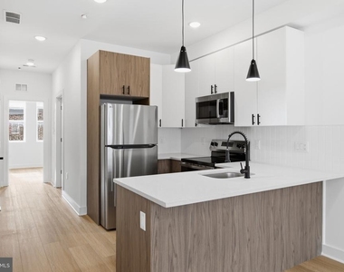 2503 N 12th Street - Photo Thumbnail 11