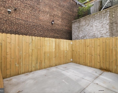 2503 N 12th Street - Photo Thumbnail 10