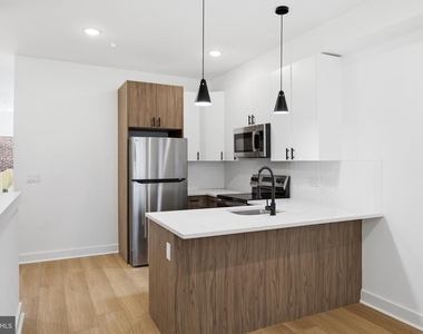 2503 N 12th Street - Photo Thumbnail 5