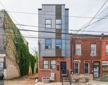 1028 W Dauphin Street - Photo Thumbnail 16