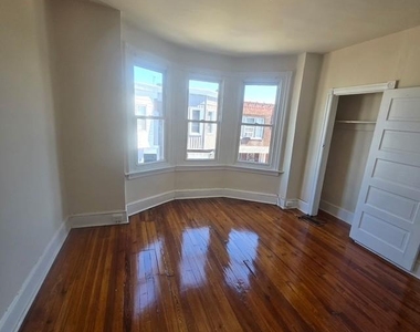 3022 Agate Street - Photo Thumbnail 8