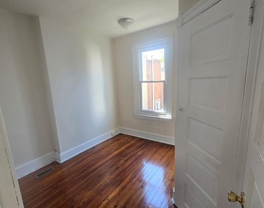 3022 Agate Street - Photo Thumbnail 7