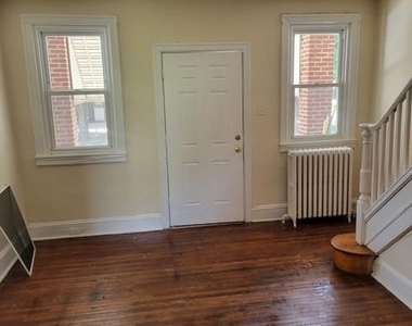 4818 Tackawanna Street - Photo Thumbnail 1