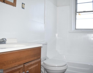 10 S 62nd Street - Photo Thumbnail 11