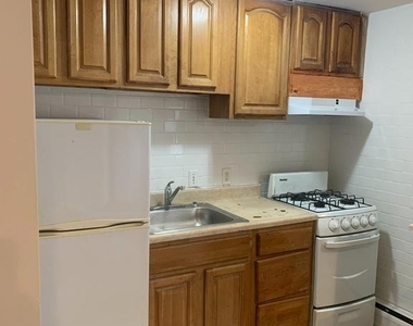 7324 Tabor Avenue - Photo Thumbnail 2