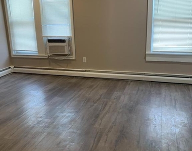 7324 Tabor Avenue - Photo Thumbnail 5