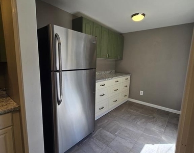 104 Emily Street - Photo Thumbnail 9