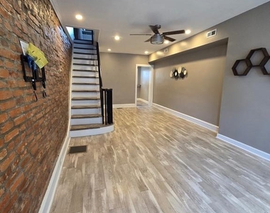 104 Emily Street - Photo Thumbnail 3