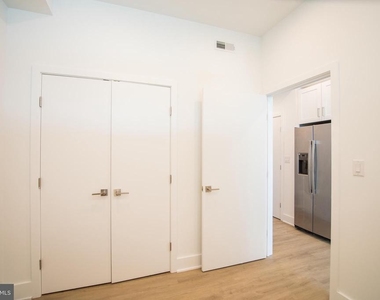 1324 Frankford Avenue - Photo Thumbnail 5