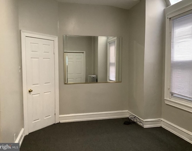 5219 Cedar Avenue - Photo Thumbnail 9