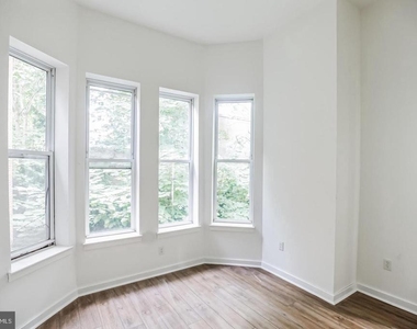 407 S 42nd Street - Photo Thumbnail 14