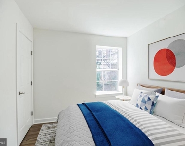407 S 42nd Street - Photo Thumbnail 3