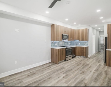 2950 Kensington Avenue - Photo Thumbnail 1