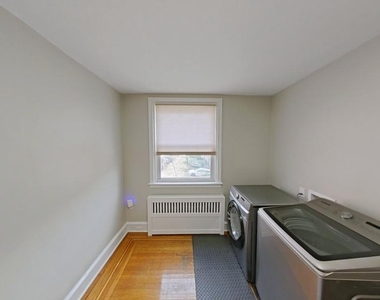 1905 W Olney Avenue - Photo Thumbnail 7