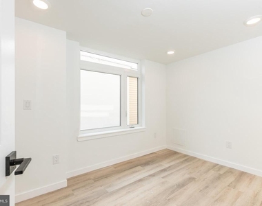 2120 W Master Street - Photo Thumbnail 16