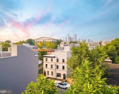2120 W Master Street - Photo Thumbnail 35