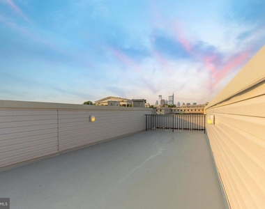 2120 W Master Street - Photo Thumbnail 30